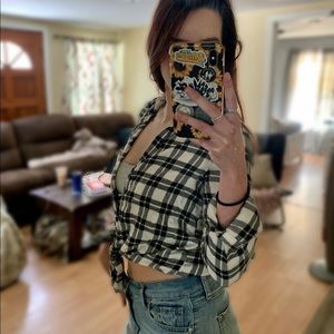 American Eagle Flannel 🤍